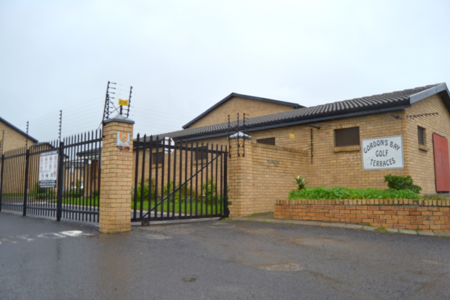 2 Bedroom Property for Sale in Fairview Golf Estate Western Cape